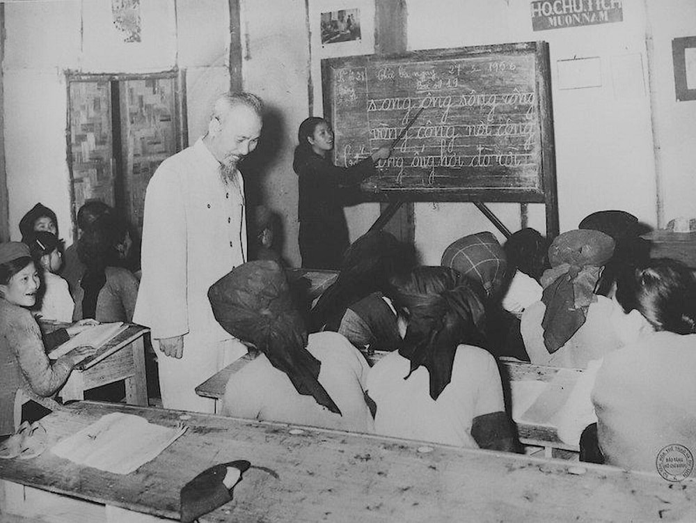 Tư tưởng Hồ Chí Minh về quản lý phát triển xã hội, bảo đảm tiến bộ, công bằng xã hội